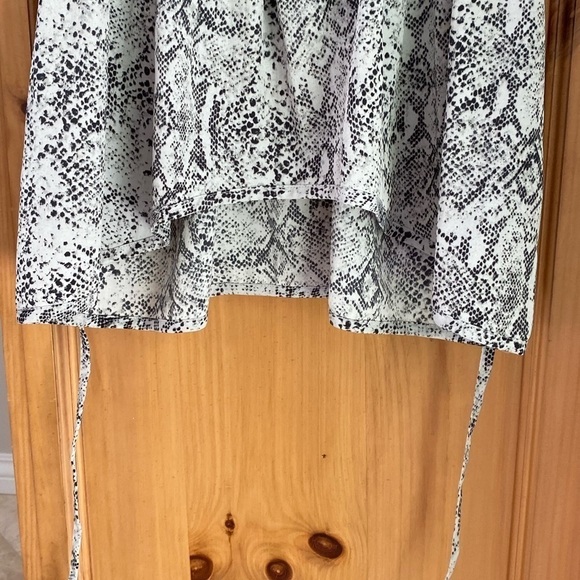 Converse one Star Snake Prink Racerback sleeveless top w/ empire waist and tie M - Picture 5 of 9